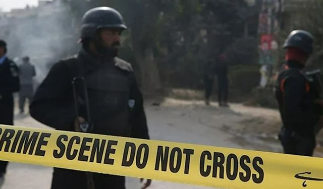 Pakistan'da bombalı saldırı! 42 kişi can verdi