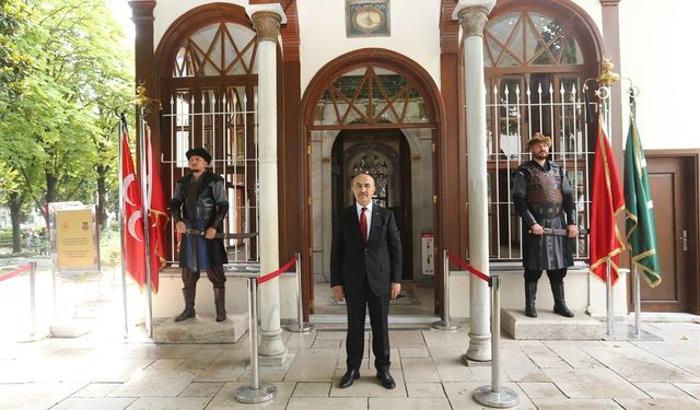 Bursa Valisi Mahmut Demirtaş örnek bir davranışa imza attı