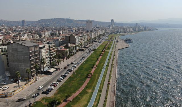 İzmir’de öğrenciler kira fiyatlarından dertli! 1+1 daireler 15 bin lira