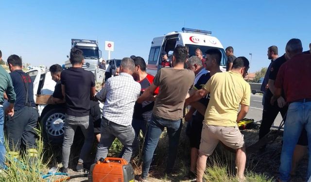 Aksaray’da otomobil şarampole yuvarlandı: 1 ölü, 2'si ağır 4 yaralı