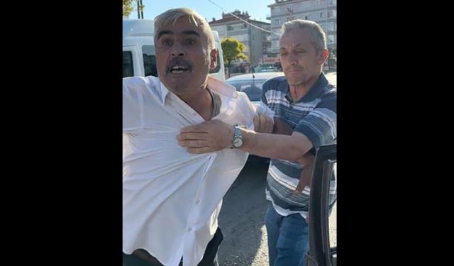Ankara Sincan ilçesinde baba ve oğlu aracın önünü kesip döner bıçağı ile tehdit ettiler