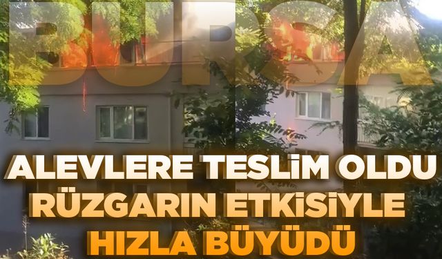 Bursa’da bir apartmanın çatısı alevlere teslim oldu
