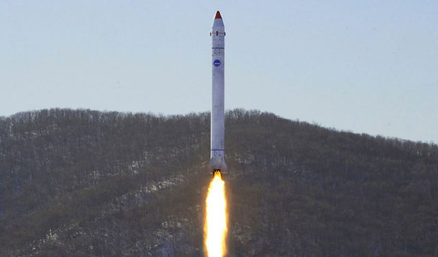 Güney Kore duyurdu: Kuzey Kore ikinci kez roket fırlattı