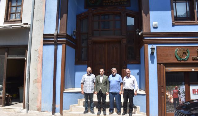 Ahmet Kılıç, İHH Bursa'yı ziyaret etti