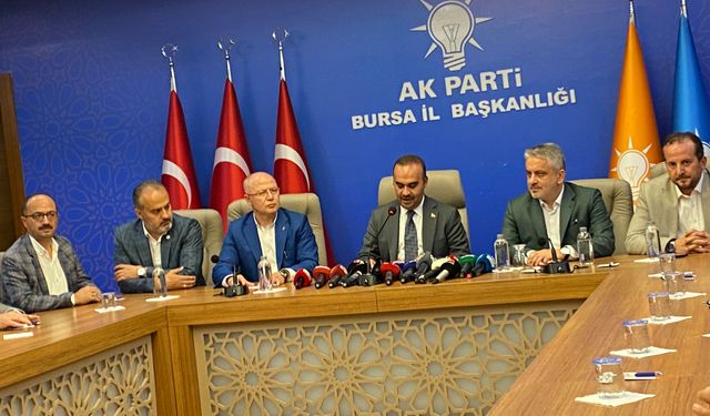 Bakan Fatih Kaçır’dan AK Parti Bursa İl Başkanlığı’na ziyaret