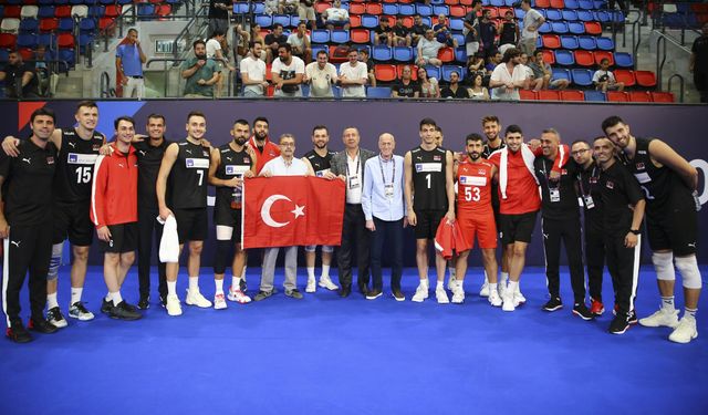 Filenin Efeleri'nden CEV Avrupa Voleybol Şampiyonası'nda ilk galibiyet
