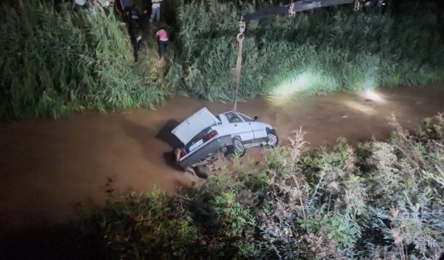 Şanlıurfa Harran ilçesinde otomobil sulama kanalına devrildi: 3 ölü, 1 yaralı