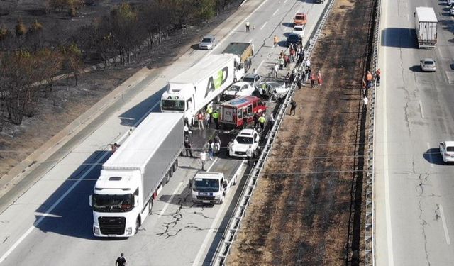 Edirne - Kırklareli yolunda zincirleme kaza: 2 ölü, 35 yaralı