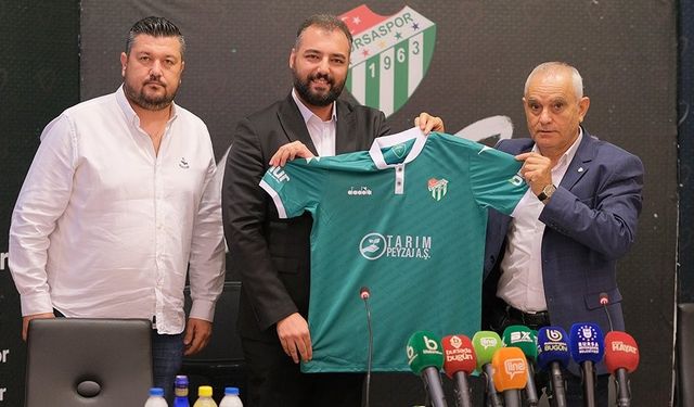 Bursaspor’un forma göğüs sponsoru basına tanıtıldı