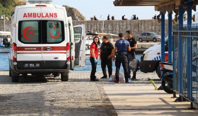 Antalya Muratpaşa ilçesinde genç kadın denizde ölü bulundu