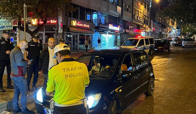 Bursa’da ‘huzur’ uygulaması! 5 gözaltı, 27 araç trafikten men, 60 bin lira ceza...