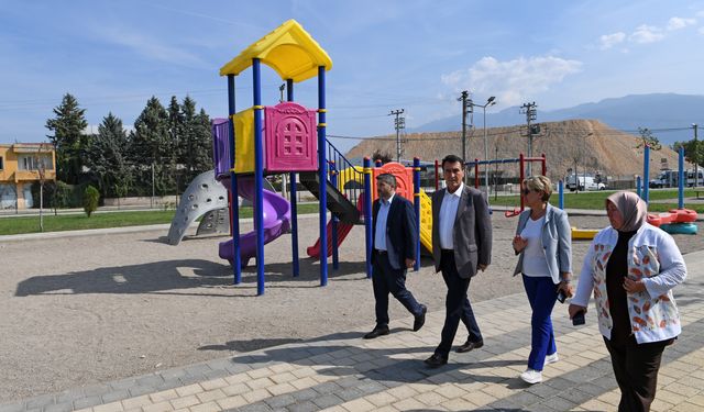 Bursa Osmangazi ilçesinde parklar yenileniyor