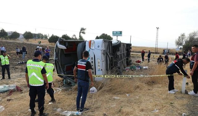 Amasya'da yolcu otobüsü kaza yaptı! Çok sayıda ölü ve yaralı var