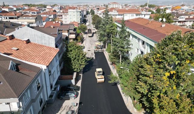 Bursa İnegöl ilçesinin cadde ve sokakları sil baştan yenileniyor