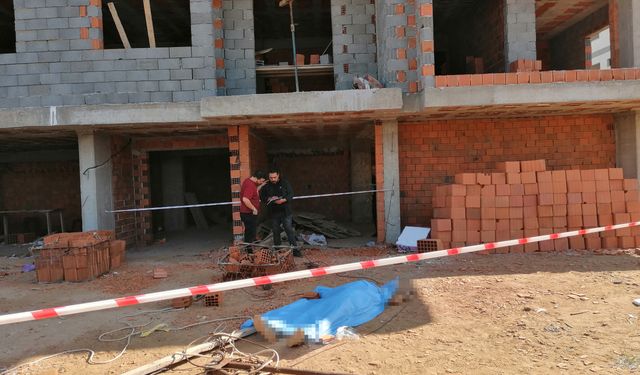 Manisa Salihli ilçesinde inşaattan düşen işçi Haydar Yıldırım hayatını kaybetti