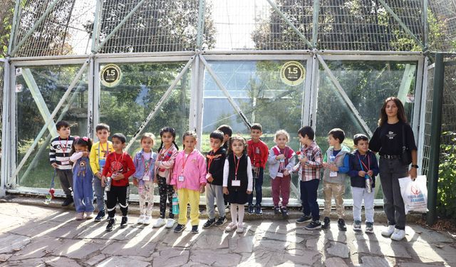 Bursa'da çocuklara hayvan sevgisi aşılandı