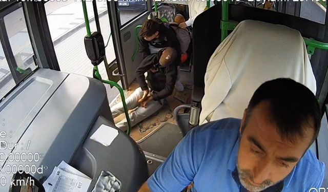 Bursa İnegöl ilçesinde halk otobüsü şoförü fenalaşan yolcuyu hastaneye götürüp hayatını kurtardı