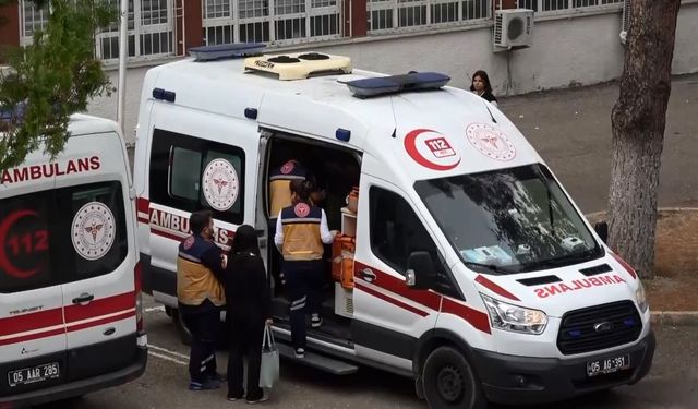 Amasya'da marketten çiğ köfte alıp yiyen 6 öğrenci hastaneye kaldırıldı