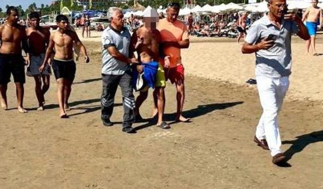 Antalya Manavgat ilçesinde sahilde Alman turiste cinsel organını gösterip uygunsuz hareketlerde bulundu