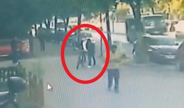 Bursa İnegöl ilçesinde bisikleti çalan hırsızlar kameraya yakalandı