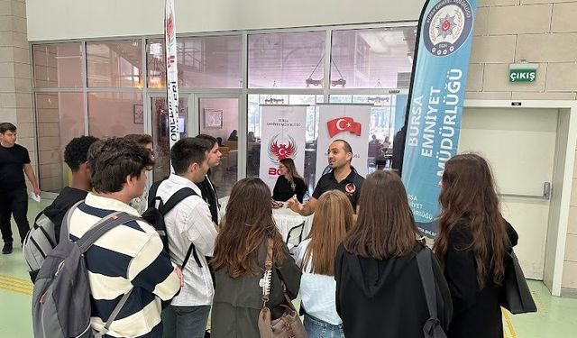 Bursa’da terörle mücadele çerçevesinde bilgilendirme etkinliği