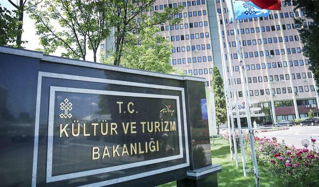 Kültür ve Turizm Bakanlığı'na bağlı etkinlikler 3 günlük ulusal yas nedeniyle durduruldu