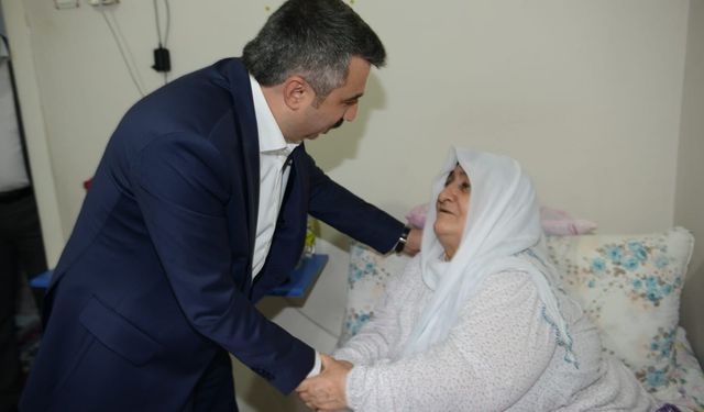 Bursa'da Yıldırım Belediye Başkanı Yılmaz'dan vefa ziyareti