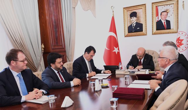 Bursa Osmangazi Belediyesi en değerli arsalarını eğitime bağışladı