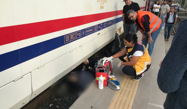 Tekirdağ'da Çorlu Tren Garı’nda feci kaza: 1 ölü