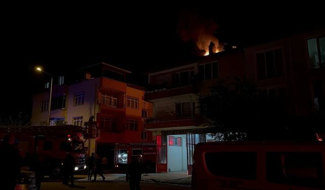 Bursa’da gece yarısı korkutan yangın!