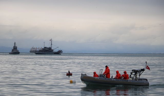 Zonguldak Ereğli ilçesinde batan geminin kayıp bir mürettebatının daha cansız bedenine ulaşıldı