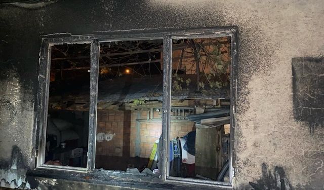 Bursa İznik ilçesinde yaşlı adamın evinde çıkan yangın korkuttu