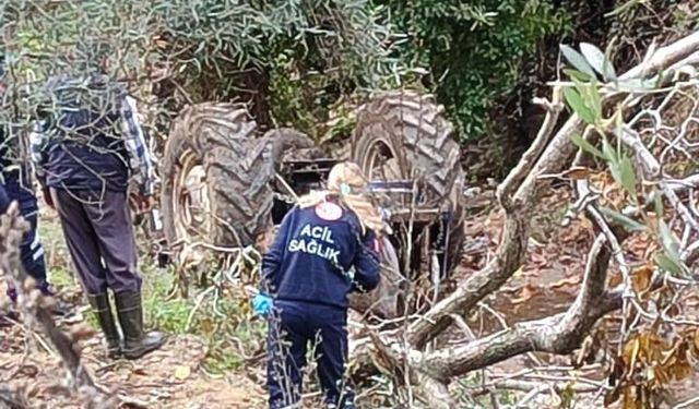Muğla Milas ilçesinde devrilen traktörün altında kalan çiftçi hayatını kaybetti
