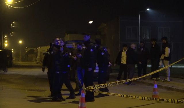 Bursa’da Soğanlı Mahallesi'nde sokak ortasında silahlı saldırı: 1 ölü