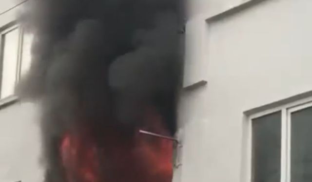 Bursa’da bir daire alev alev yandı!