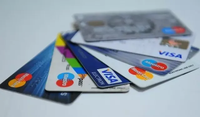 Kredi kartı faiz oranları merak ediliyordu! Merkez Bankası kararı sonrası belli oldu