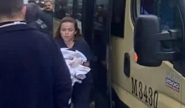 Bursa’da bir kadın, yolcu minibüsünde doğum yaptı