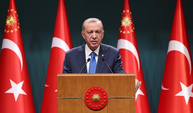 Cumhurbaşkanı Erdoğan açıkladı! Emeklilere ek zam oranı belli oldu