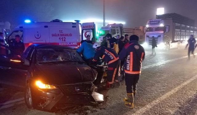Malatya’da iki araç çarpıştı: 1 ölü, 5 yaralı