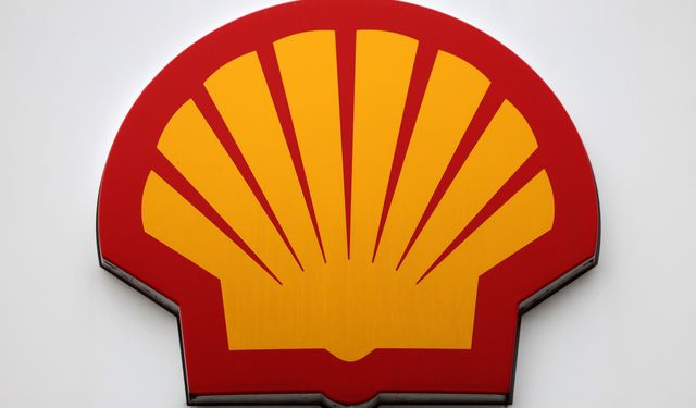 Petrol şirketi Shell, Kızıldeniz üzerinden yapılan tüm sevkiyatları askıya aldı