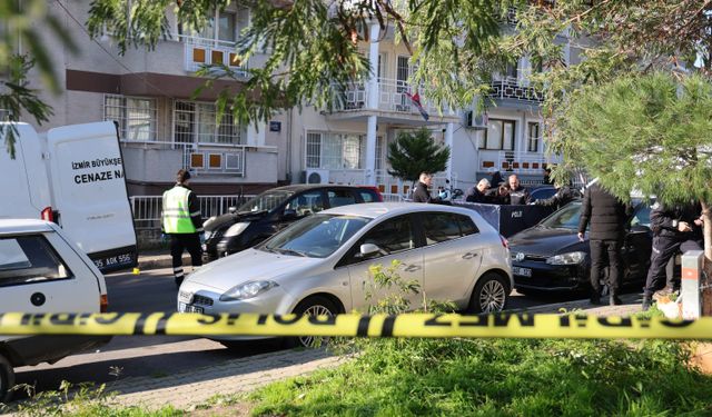 İzmir’de öğretim görevlisi ailesini katletti