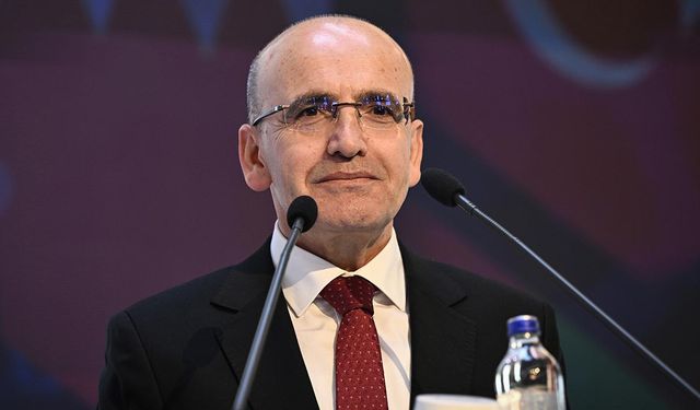 Bakan Mehmet Şimşek: Türkiye'de ekonomik büyüme güçlü seyretti