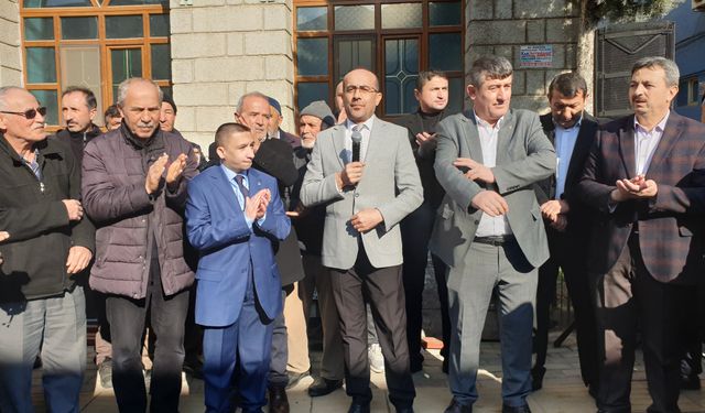 Bursa Orhaneli Belediye Başkan Adayı Ali Osman Tayır ilçede coşkuyla karşılandı