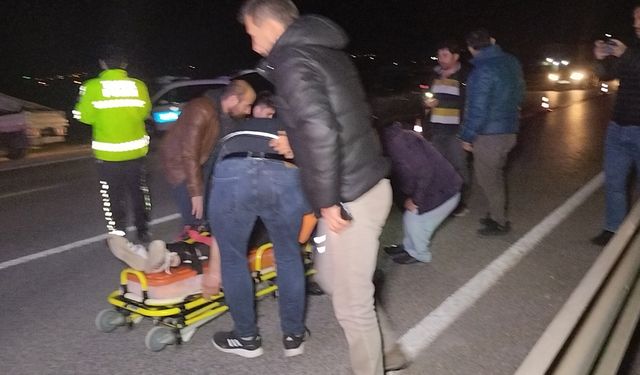 Bursa Orhangazi ilçesinde kontrolden çıkan motosiklet savrulup devrildi: 2 yaralı