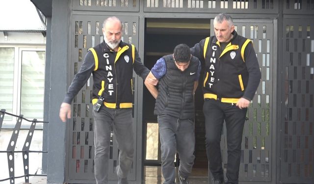 Bursa'da ailesini katleden zanlı tutuklandı