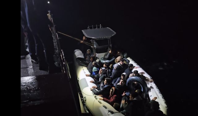 Datça açıklarında 51 düzensiz göçmen kurtarıldı