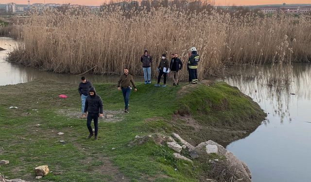 Diyarbakır Bismil ilçesinde nehirde erkek cesedi bulundu