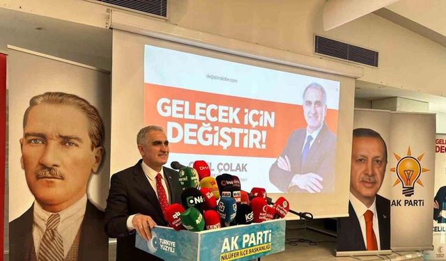 Bursa'da AK Parti Nilüfer Belediye Başkan Adayı Celil Çolak'ın seçim afişlerine provokasyon