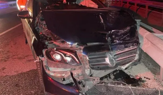 Gelecek Partisi yöneticilerinin içinde bulunduğu araç kaza yaptı