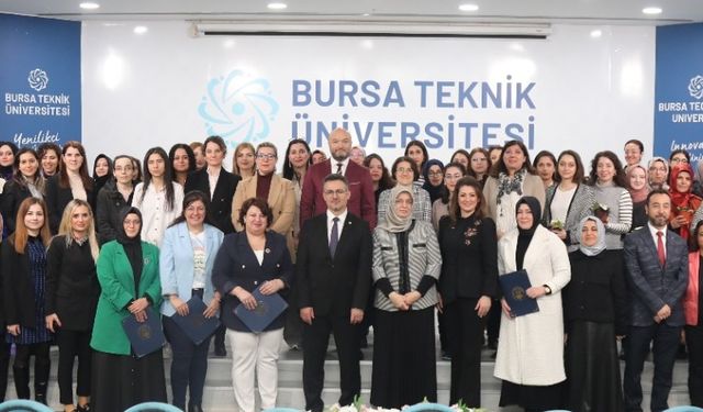 Bursa Teknik Üniversitesi'nde kadın personeller unutulmadı
